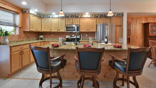 Seven Springs Apartamento | Seven Springs Woodridge 3 Bedroom Premium Condo, Sleeps 7! condo