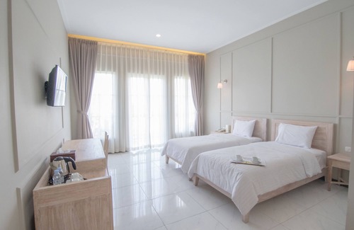 Mungkid Hotel | Sevilla Resort Magelang