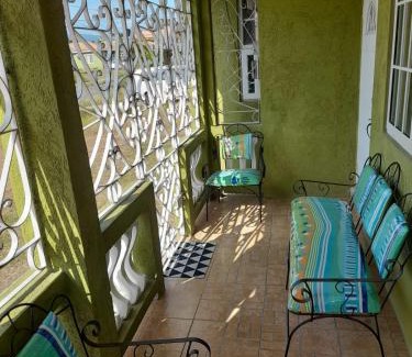 Spanish Town Casa | Seville Meadows 3 - Johns Road Spanish Town