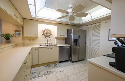 Ocean View Halifax Estates Apartamento | Seychelles 1405 - Daytona Beach Oceanfront Vacations, Inc