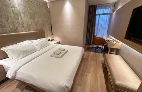 Chamkar Mon Hotel | SF HOTEL Penthouse Residences