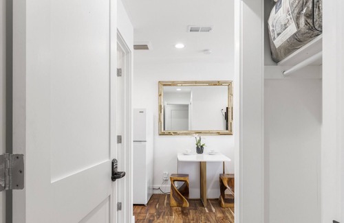 Inner Richmond Casa | SF Nest Studio by UCSF/GGP/Japantown Walking to everything