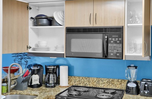 Coconut Grove Apartamento | Relaxing Condo Hotel in the Grove, Free Parking