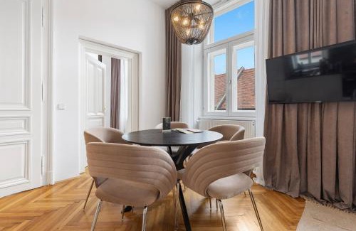 Retz Apartamento | sgrafit apartments - Self Check-In
