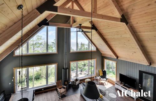 Petite-Riviere-Saint-Francois Casa | Shack saison - vue sur le fleuve avec spa