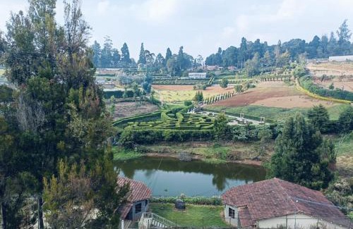 West Mere Villa | Shabeer's Resorts