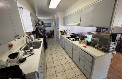 Kingman Casa | Shaded 3-bedroom house with WiFi, AC in Kingman Less than a mile from Rout 66