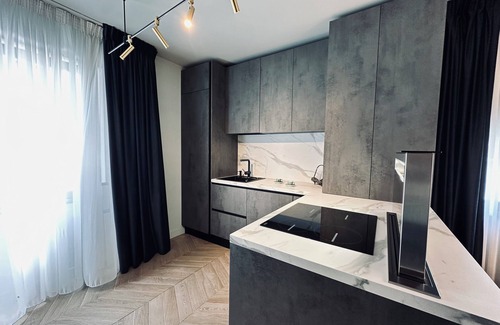 Cluj-Napoca Apartamento | Shades of Cluj Napoca-A unique two bedroom apartment perfect for any occasion.