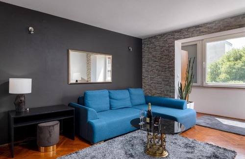 Lapad Apartamento | SHADES OF GRAY