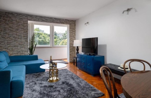 Lapad Apartamento | SHADES OF GRAY