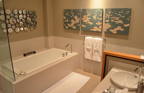 Roberts Creek Casa | Shades of Jade Inn and Spa