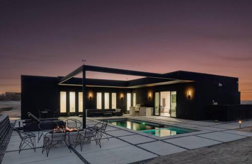 Panorama Heights Casa | Shadow By The Cohost Company