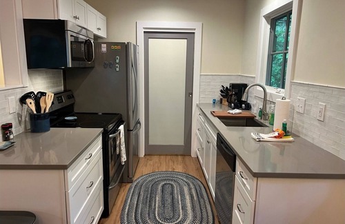 Brevard Casa | Shady Creek Cabin | 2 Bed, 2 Bath