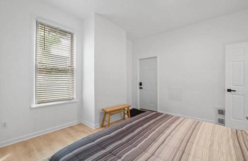 Shadyside Apartamento | Shadyside, Central !1 Spacious & Modern 1 Bedroom with Parking