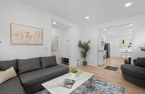 Shadyside Apartamento | Shadyside/Central @1 Spacious and Modern 1Bdr with Free Parking