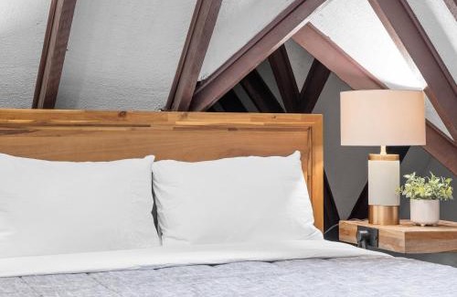 Shadyside Apartamento | Shadyside, Pittsburgh, Modern and Unique 1 Bedroom Unit6 with Free Parking