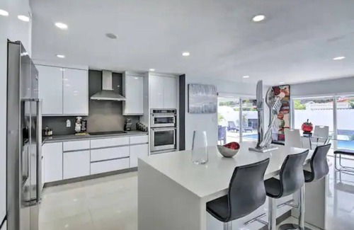 Miami Lakes Casa | Shakys house
