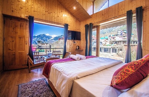 Manali Hotel | Shalai Resort & Cottages