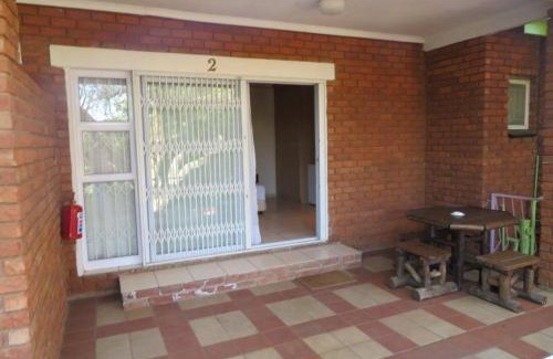 Schoemansville Casa | Shalamanzi Lodge