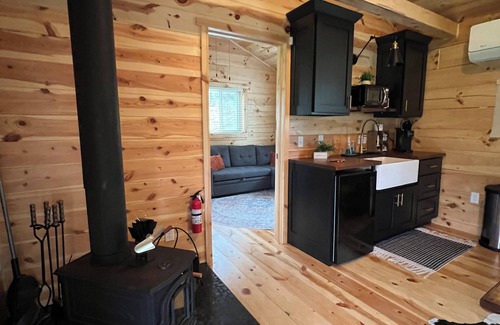 Gays Mills Cabina | Shalom cabin with private hot tub, Shalom Cabin