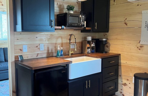 Gays Mills Cabina | Shalom cabin with private hot tub, Shalom Cabin