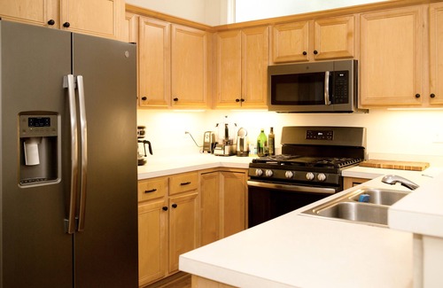North Raleigh Casa | Shananegin’s near Falls Lake, Pet Friendly!!! 🐶