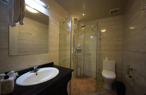 Downtown Shanghai Hotel | Shanghai Fish Inn Bund