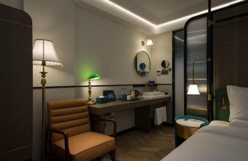 Huaihai Road Commercial Area Hotel | Shanghai Huaihai Mansion