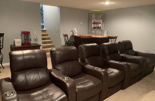 Fairwood Casa | Shangri - La Hot Tub & Pool Fun