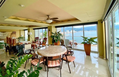 Palmar de Aramara Condominio | Shangri-la Penthouse! lo último en lujo para la mejor oferta!