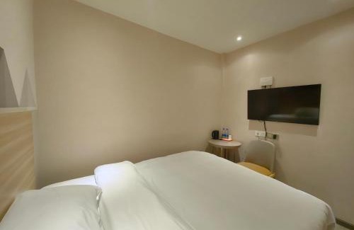 Liwan Hotel | shangxiajiu new hotel -400 M From The Metro -广州上下九丹妮斯