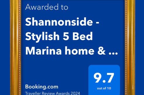 Tarmonbarry Casa | Shannonside - Stylish 5 Bed Marina home & 40ft mooring