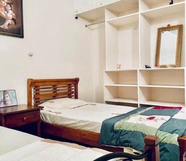 Puttaparthi Apartamento | Shanthi Home Stay