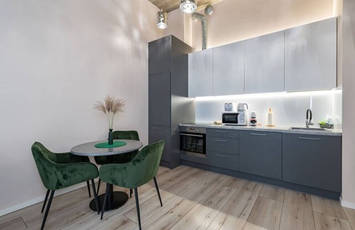 Kaunas Apartamento | Shanti barracks apartment 2 by Polo Apartments
