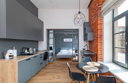 Kaunas Apartamento | Shanti barracks apartment 3 by Polo Apartments