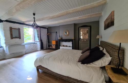 Fraissines Casa | Shanti Nilayam