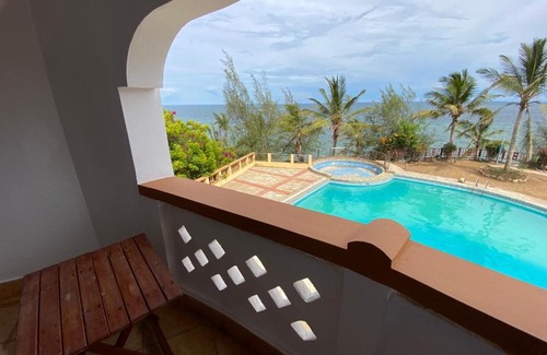 Shanzu Hotel | Shanzu Seafront Suites