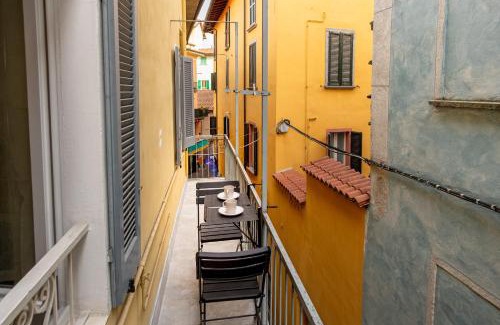 Intra Apartamento | Sharazad