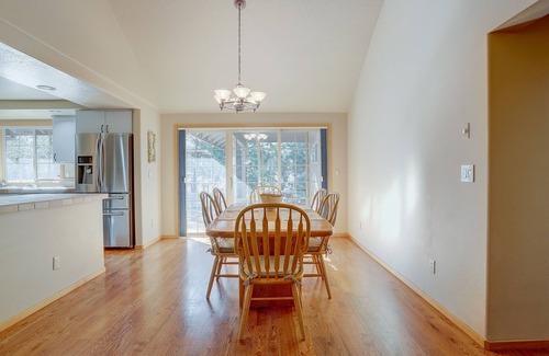 Sunriver Casa | 13 Ollalie - Pases SHARC, Chimenea, King Master Suite, Se aceptan mascotas