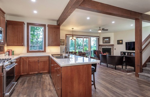 Bigfork Casa | Shared Boat Dock, Waterfront Property, New build 2023