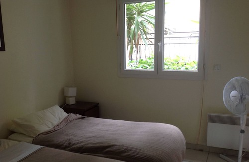 Riou - Petit Juas - Av de Grasse Apartamento | Piscina y jardín compartidos