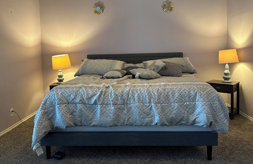 Stone Oak Casa | Sharing Oasis luxurious house with family. one bedroom and private bathroom.