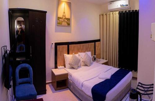 Al Gharb Hotel | Sharjah Plaza Hotel