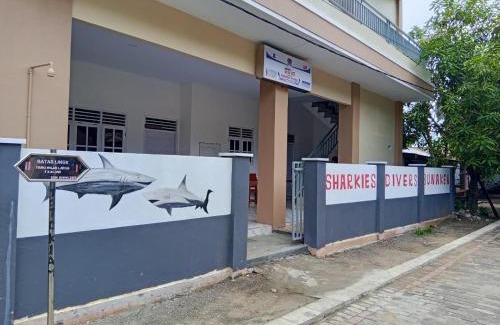 Bunaken Casa | Sharkies Divers Bunaken