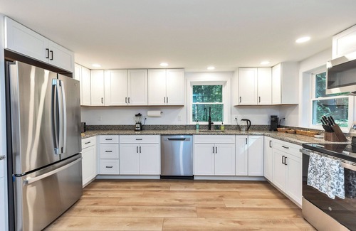 Sharon Casa | Sharon Ledges