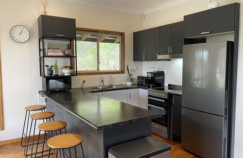 Leets Vale Casa | Sharpe's Ridge Retreat