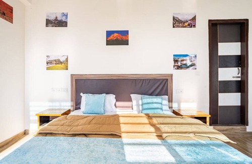 Naddi Cama Y Desayuno | Sharry's Homestay6OO6I7798S