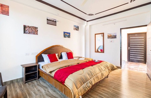 Naddi Cama Y Desayuno | Sharry's Homestay6OO6I7798S
