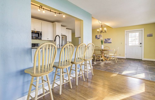 Krakow Casa | Shawano Lake House w/ Boat Dock, Kayaks, & Grill!