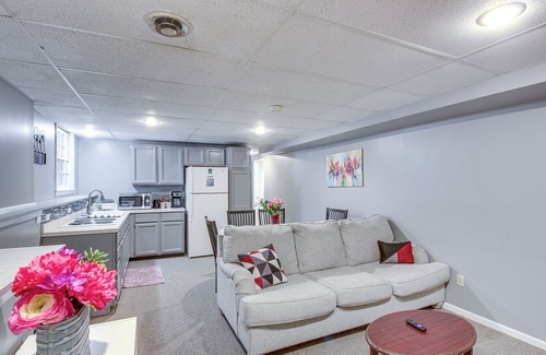 Shawnee Apartamento | Shawnee Vacation Rental ~ 11 Mi to Kansas City!